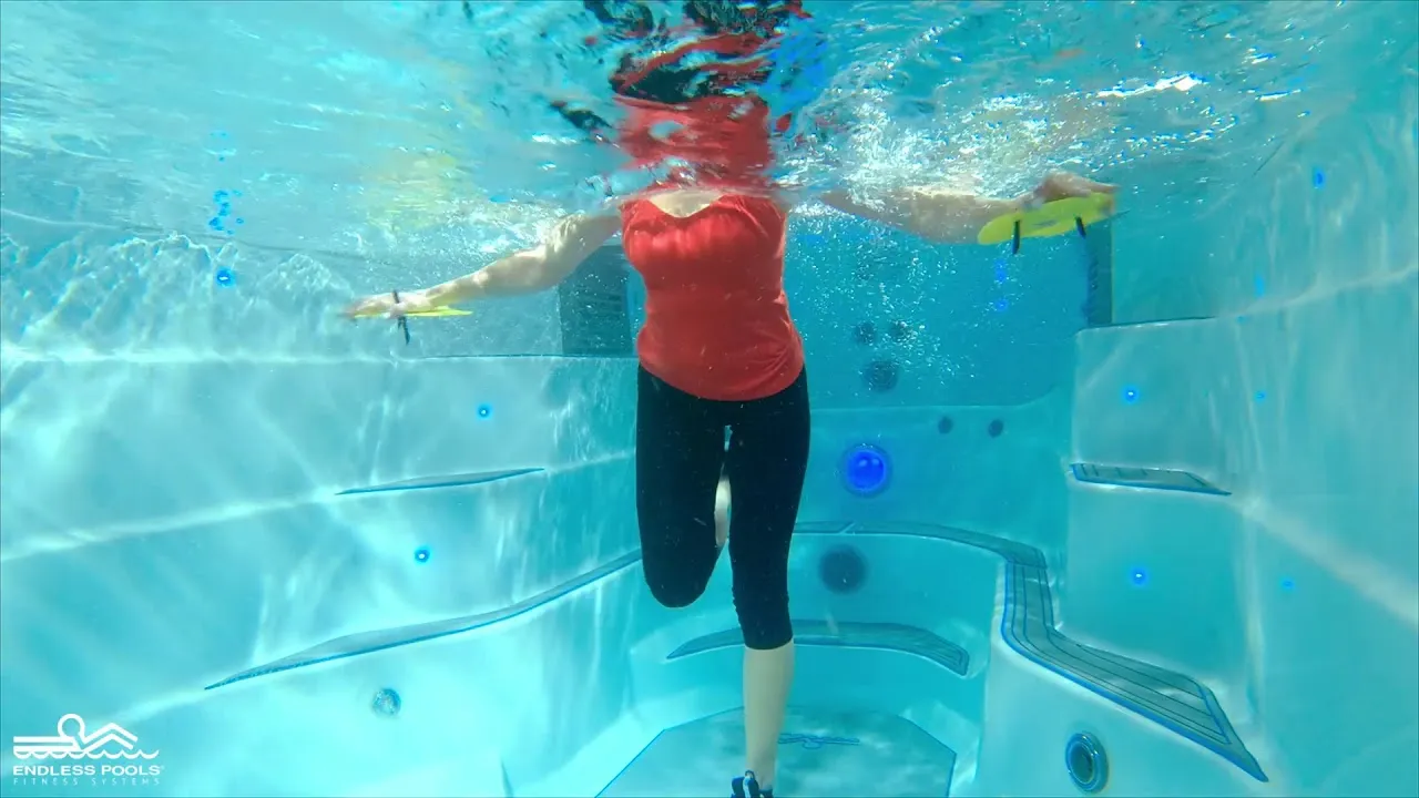 حرکت آونگی در آب